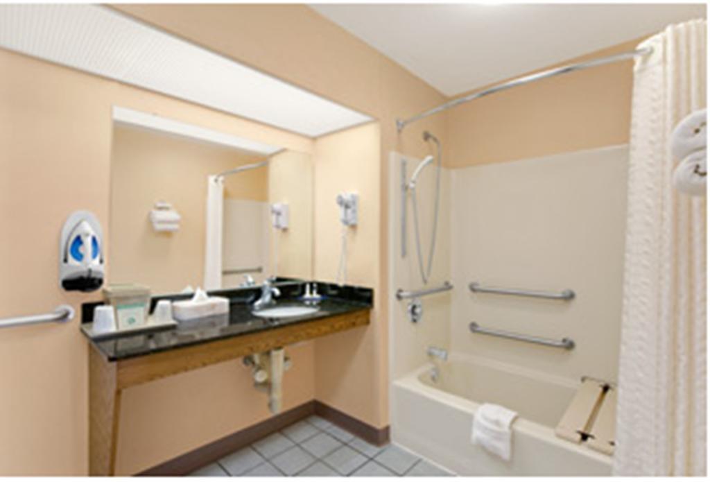 Baymont By Wyndham Greenville Bilik gambar